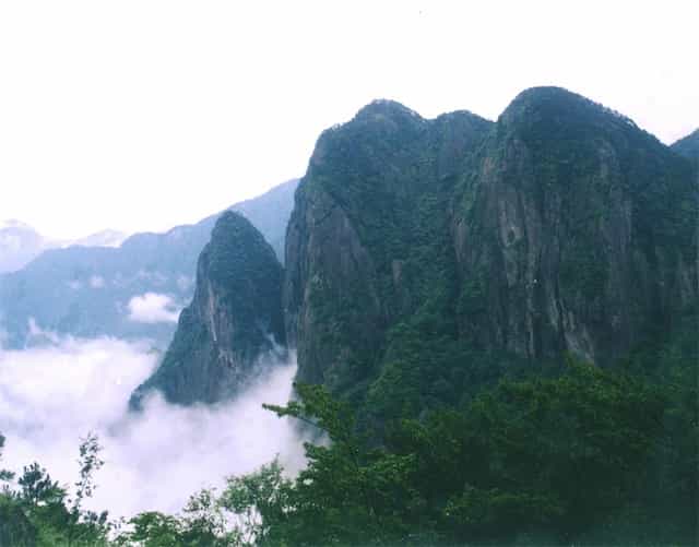 Цзюлуншань – гора