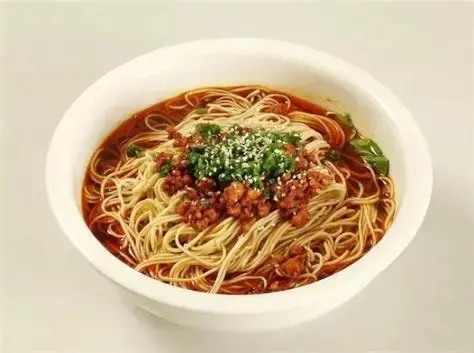 Нанкинская лапша (皮肚面)