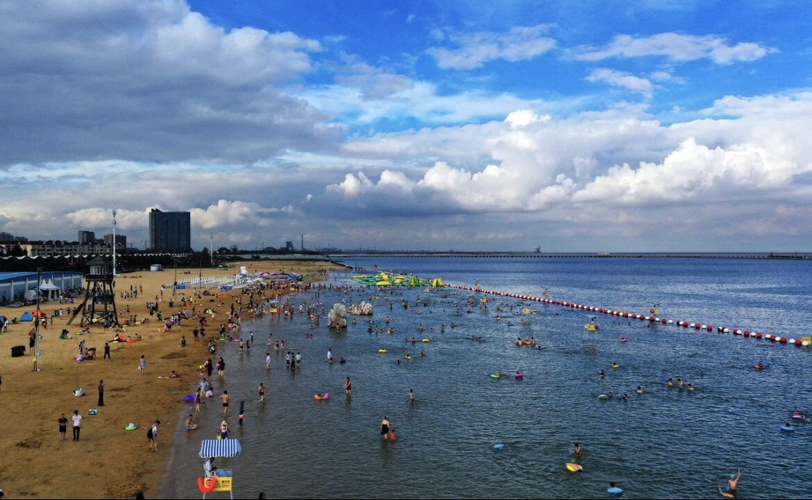 Закат на пляже