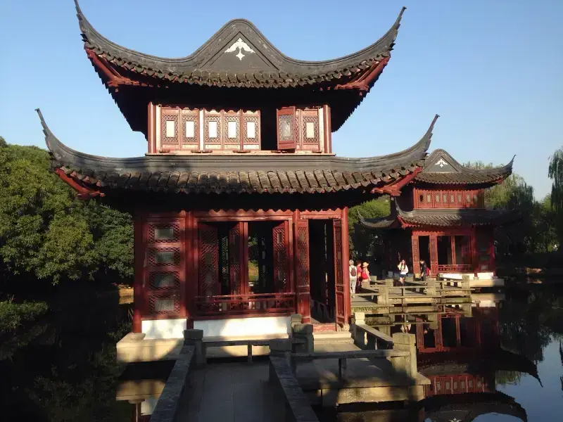 Зал Великого созерцания (大观楼)