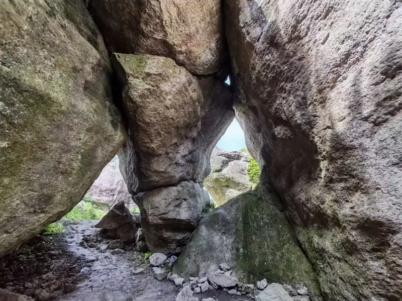 Панорама красных скал