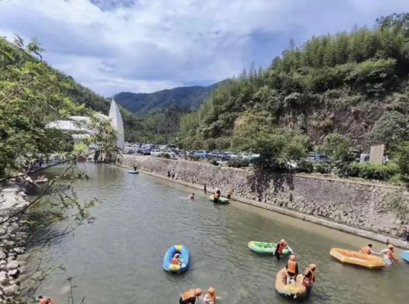 Водяная горка